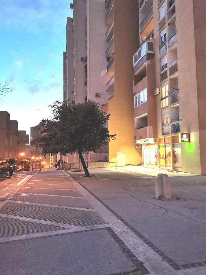 Residential Apartment Split Luaran gambar