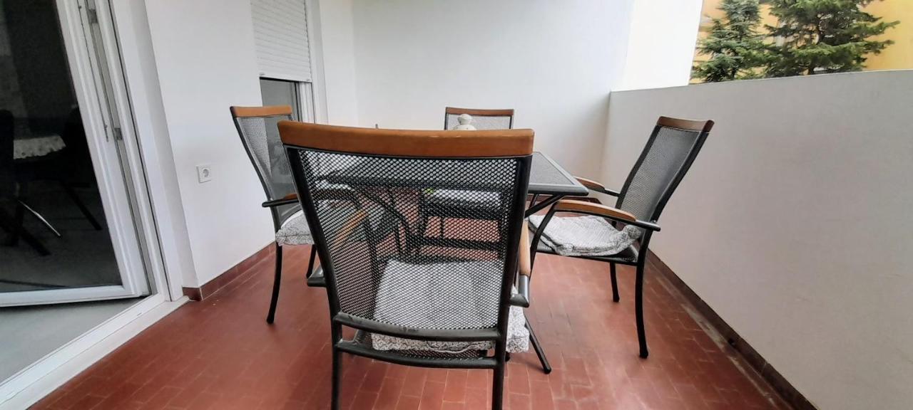 Residential Apartment Split Luaran gambar